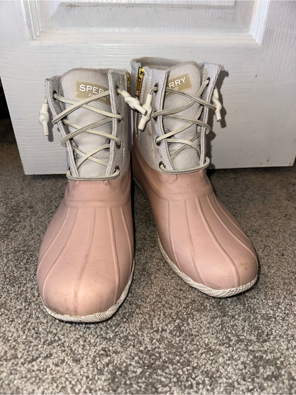Women’s sperry rain boots